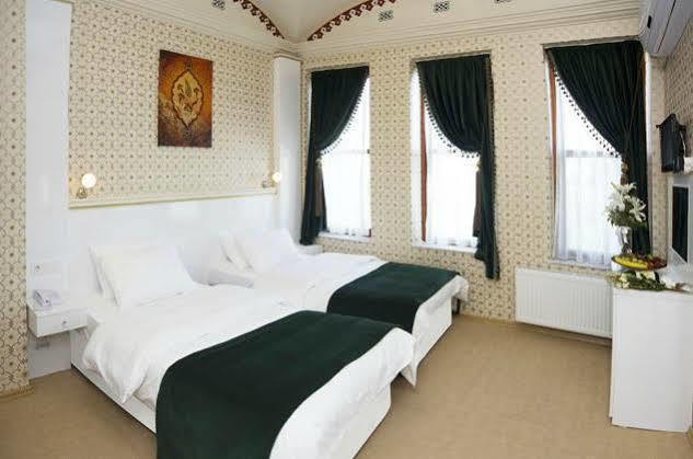 Ottoman Tulip Hotel Istanbul Exterior photo